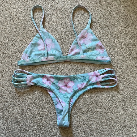 ❤️SOLD❤️ - Picture 2 of 3